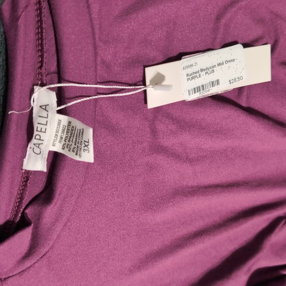 Capella Plus Size Ruched Long Sleeve Bodycon Midi Dress - Size 3XL - Picture 5 of 5